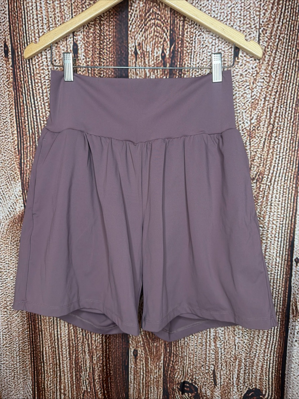 Halara SoftlyZero Super High Waist 2 in 1 Cool Touch Yoga Shorts 7” Large Mauve